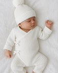 Milk Set | Overslag Boxpakje + Slofjes + Pom Muts