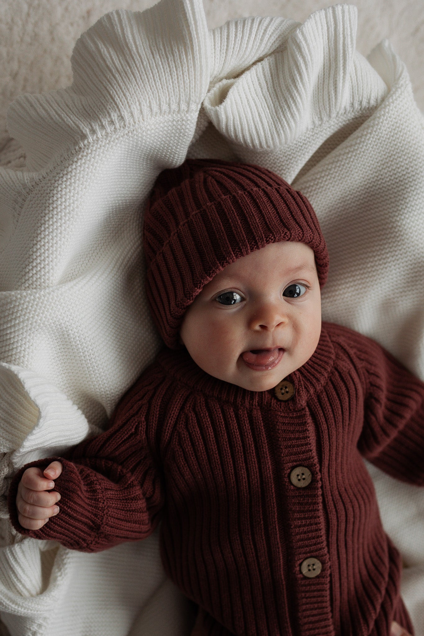 Muts Ace | Dark Maroon